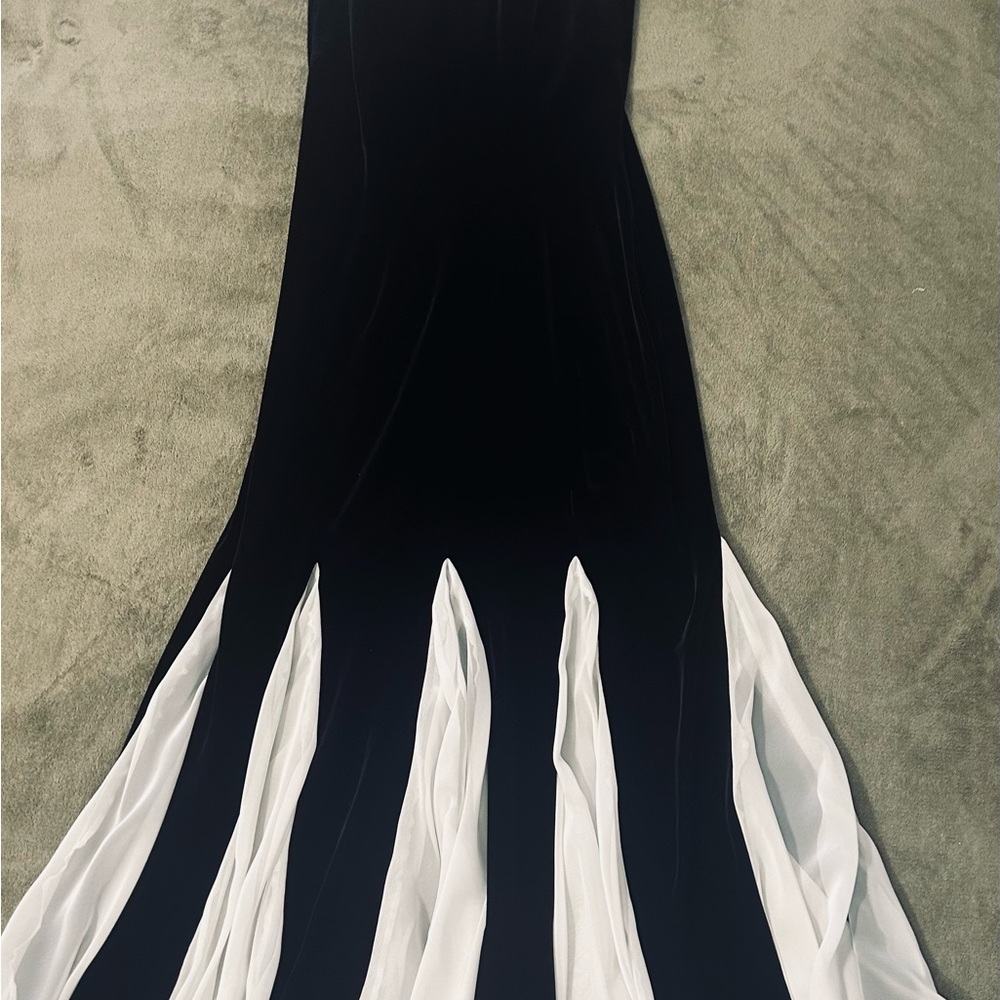 Betsy & Adam Black Maxi Gown with White Panel Detailing